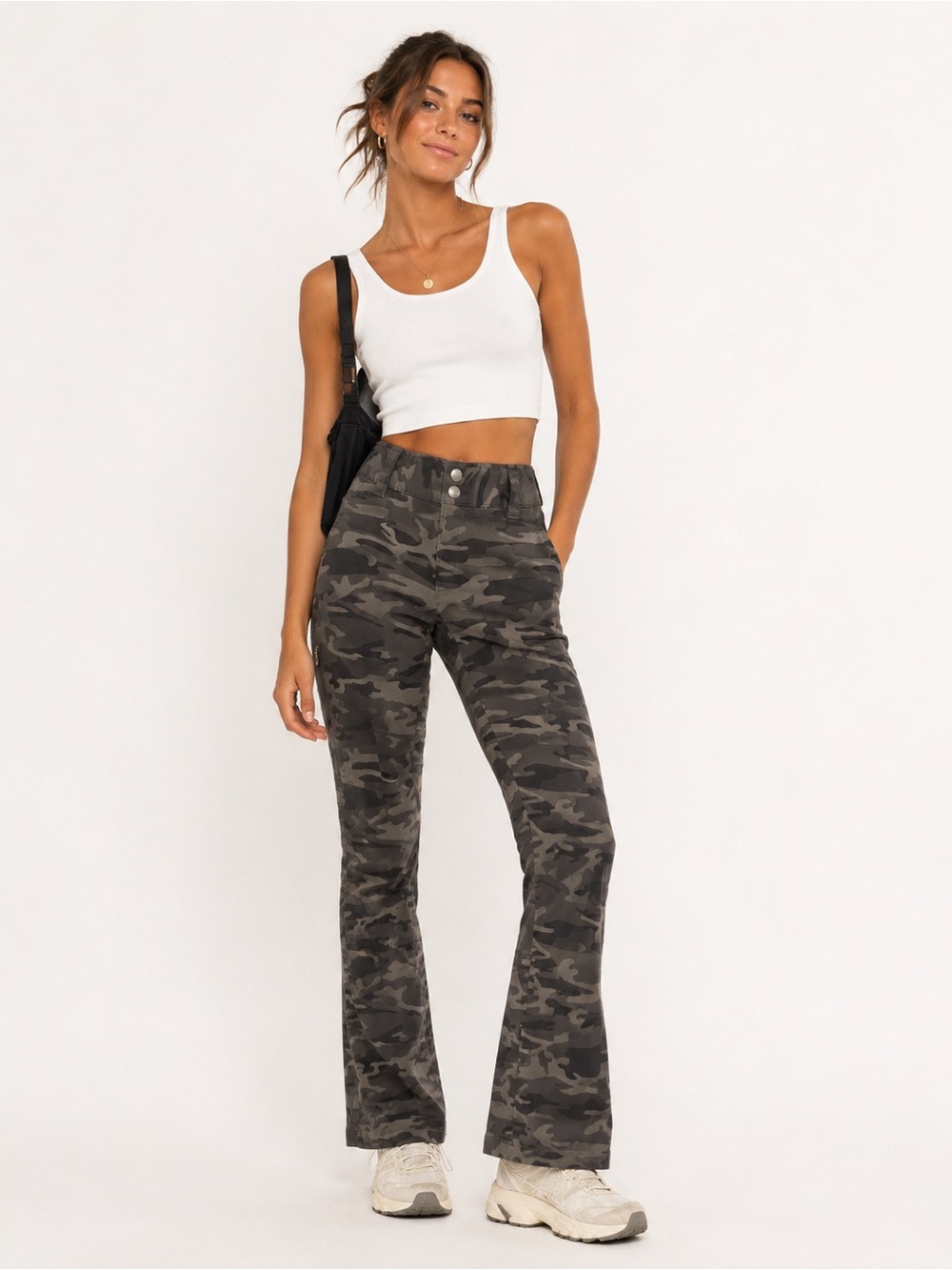 Columbia Omni-Shield Camo Hiking Pants Women’s Size 4 Flare Outdoor Y2K